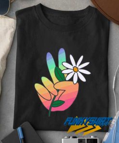 Peace Love Daisies Art t shirt