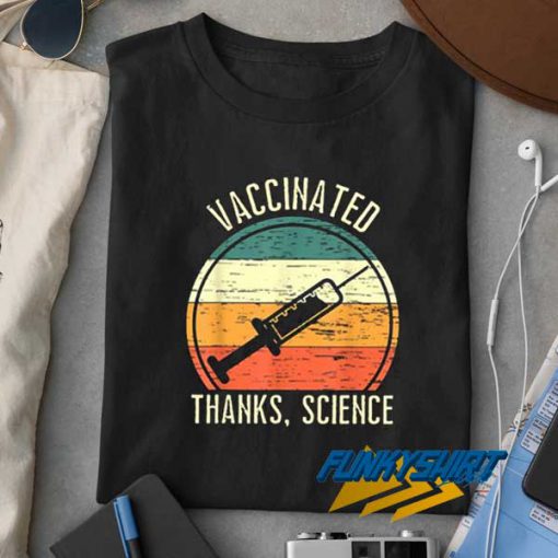 Vaccinated Thanks Science Linen t shirt